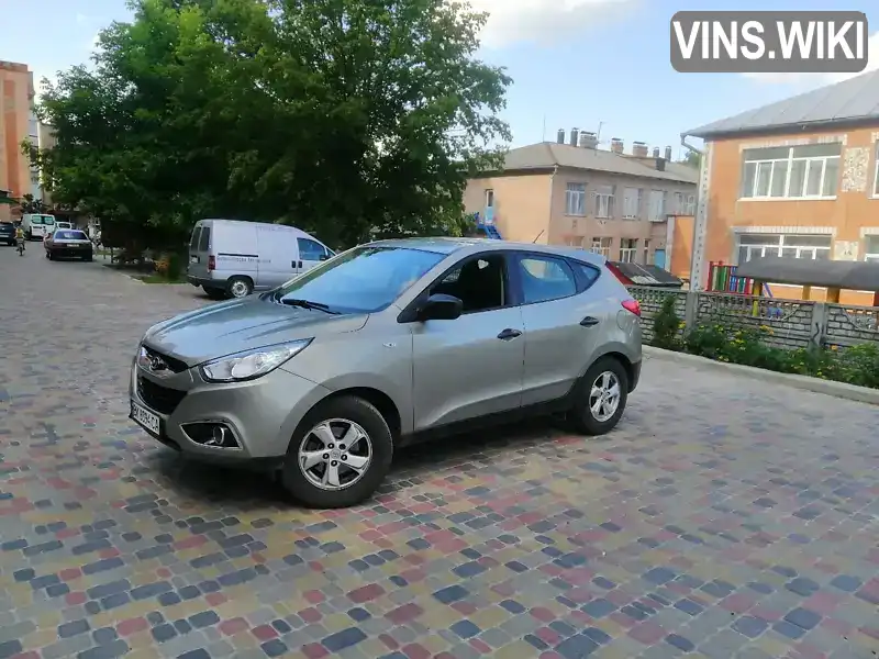 Позашляховик / Кросовер Hyundai ix35 2010 2 л. Ручна / Механіка обл. Рівненська, Костопіль - Фото 1/21