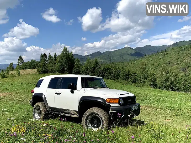 Позашляховик / Кросовер Toyota FJ Cruiser 2014 4 л. Ручна / Механіка обл. Львівська, Львів - Фото 1/10