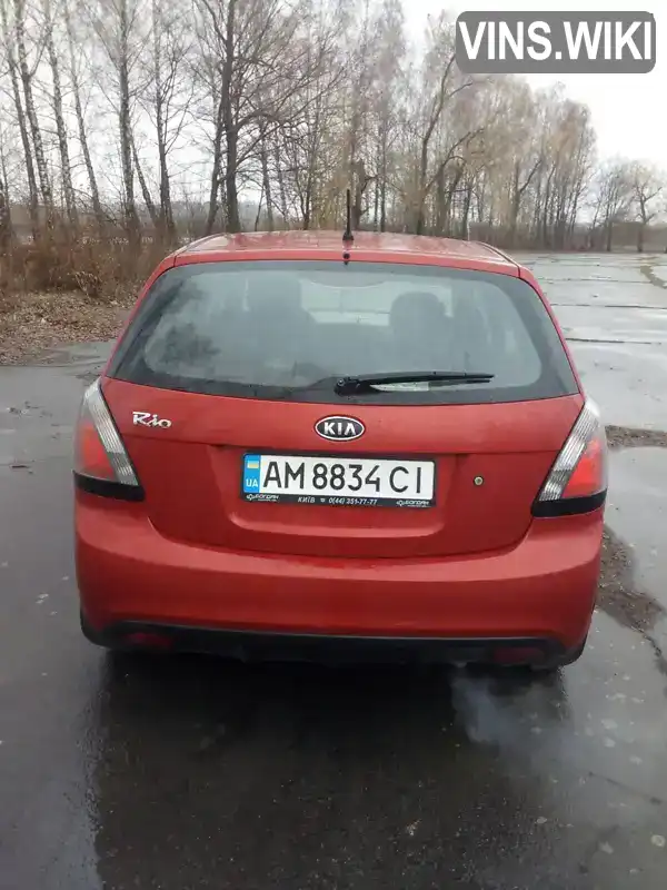 Хетчбек Kia Rio 2010 1.4 л. Ручна / Механіка обл. Житомирська, Звягель - Фото 1/8