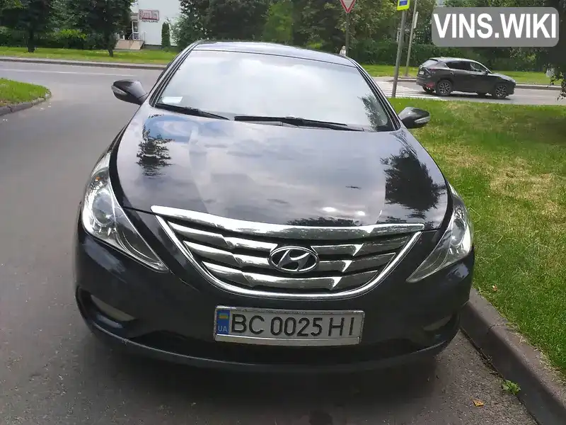 Седан Hyundai Sonata 2010 2 л. Ручна / Механіка обл. Львівська, Львів - Фото 1/21