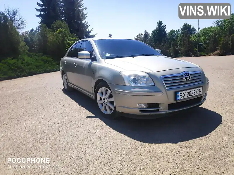 Лифтбек Toyota Avensis 2004 2 л. Ручная / Механика обл. Хмельницкая, Каменец-Подольский - Фото 1/9