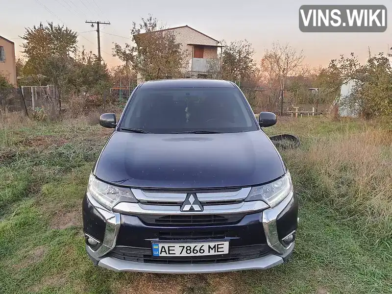 Позашляховик / Кросовер Mitsubishi Outlander 2016 2.4 л. Варіатор обл. Дніпропетровська, Дніпро (Дніпропетровськ) - Фото 1/12