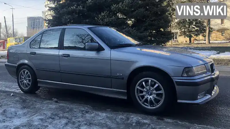 Седан BMW 3 Series 1991 2 л. Ручна / Механіка обл. Дніпропетровська, Дніпро (Дніпропетровськ) - Фото 1/21