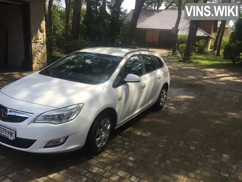 Універсал Opel Astra 2012 1.7 л. Ручна / Механіка обл. Львівська, Львів - Фото 1/8