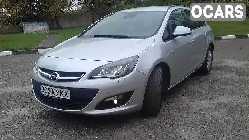 Універсал Opel Astra 2013 2 л. Автомат обл. Львівська, Миколаїв - Фото 1/21