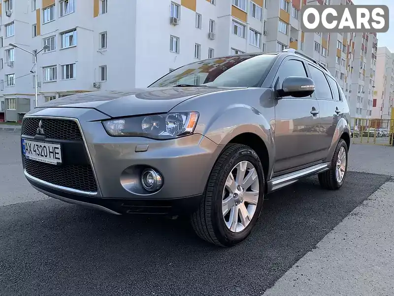 Позашляховик / Кросовер Mitsubishi Outlander 2013 2.4 л. Варіатор обл. Чернівецька, Чернівці - Фото 1/21