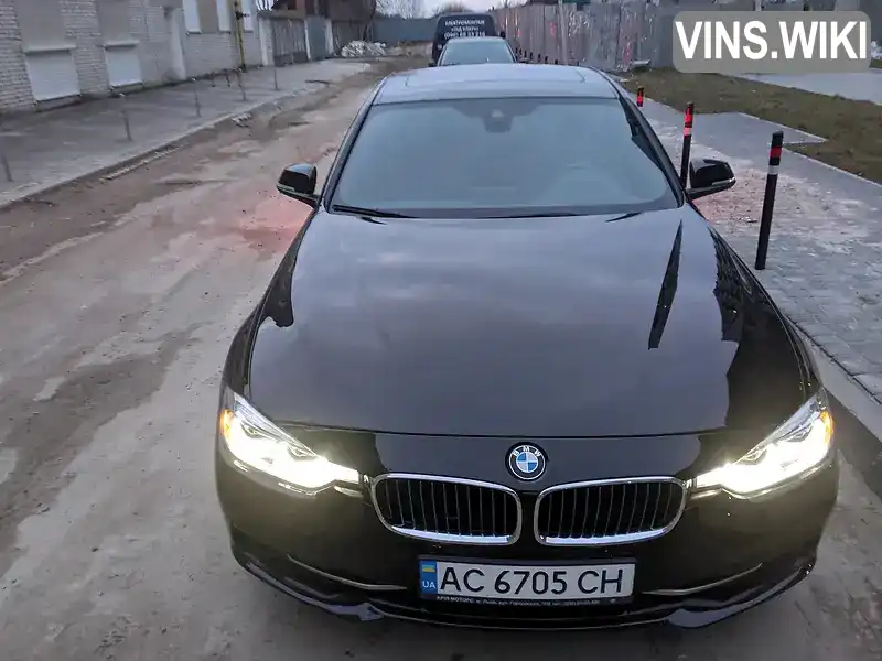 WBA8E1C37HA156832 BMW 3 Series 2017 Седан 2 л. Фото 2