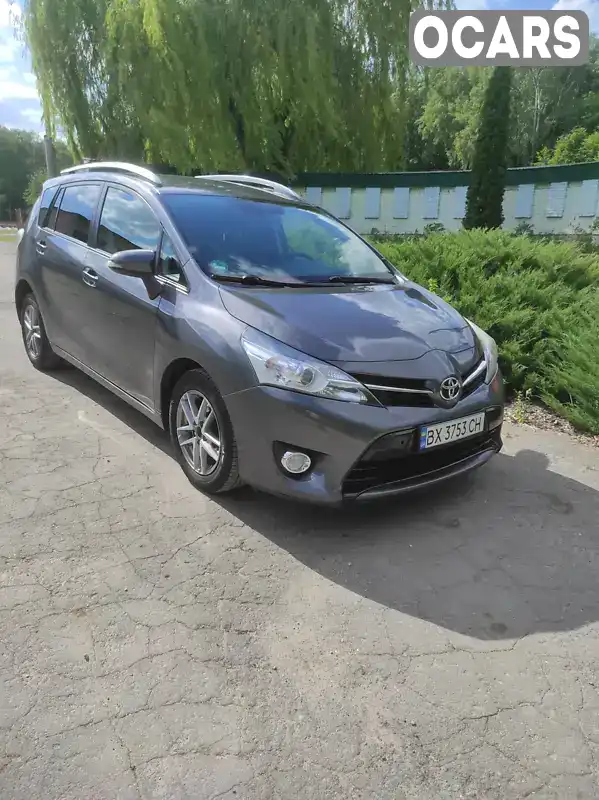 Мінівен Toyota Verso 2015 1.6 л. Ручна / Механіка обл. Хмельницька, Волочиськ - Фото 1/8