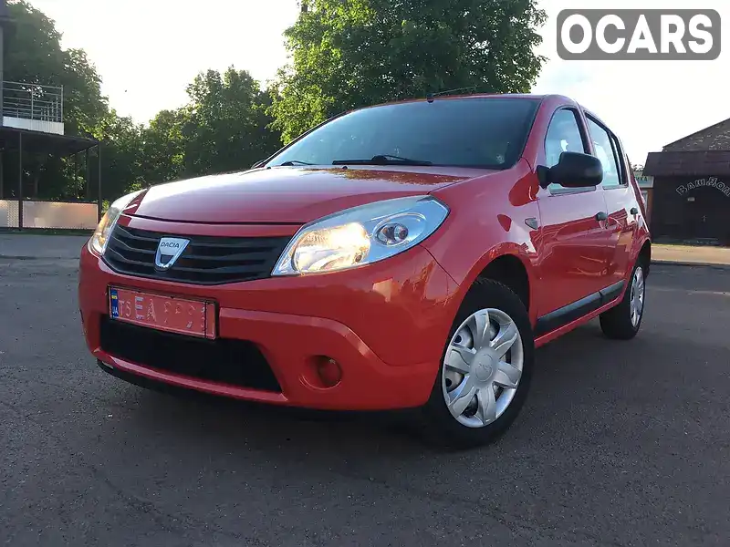 Хэтчбек Dacia Sandero 2008 1.4 л. Ручная / Механика обл. Черниговская, Бахмач - Фото 1/21