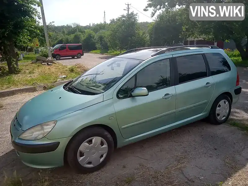 VF33HRHSB82657974 Peugeot 307 2002 Універсал 2 л. Фото 2