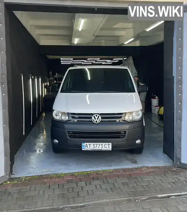 Минивэн Volkswagen Transporter 2015 2 л. Автомат обл. Ивано-Франковская, Ивано-Франковск - Фото 1/21