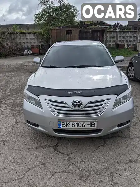 Седан Toyota Camry 2008 2.4 л. Ручная / Механика обл. Ровенская, Ровно - Фото 1/21