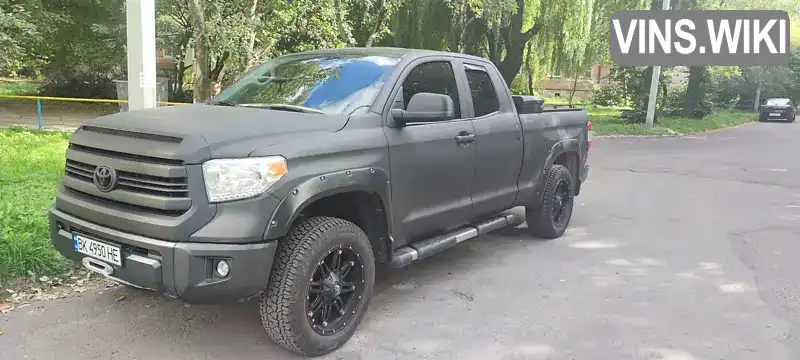 Пикап Toyota Tundra 2017 4.6 л. Автомат обл. Ровенская, Ровно - Фото 1/7