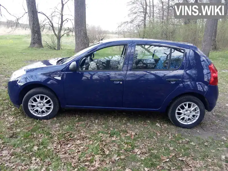 Хетчбек Dacia Sandero 2009 1.4 л. Ручна / Механіка обл. Хмельницька, Полонне - Фото 1/21