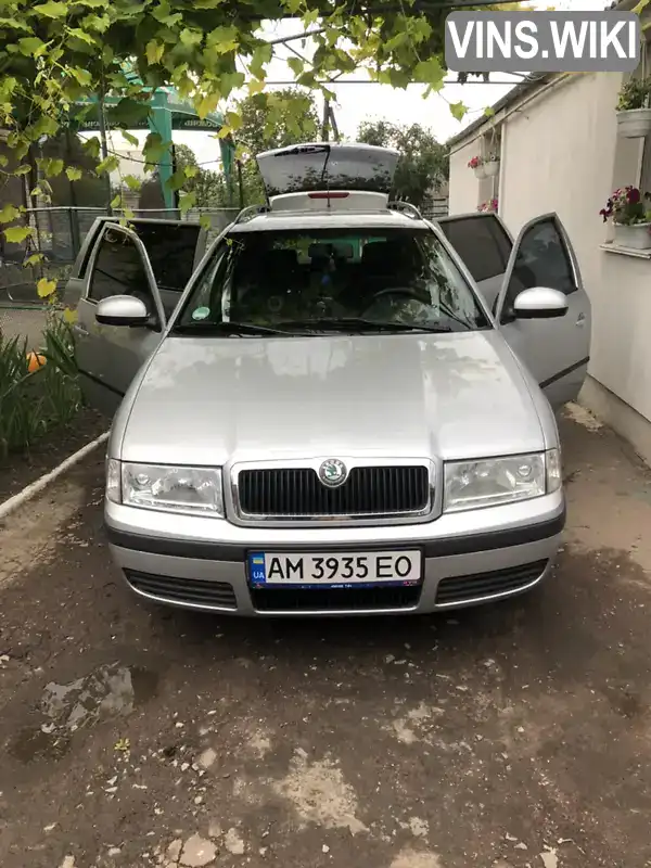 Универсал Skoda Octavia 2010 1.6 л. Ручная / Механика обл. Житомирская, Андрушевка - Фото 1/14