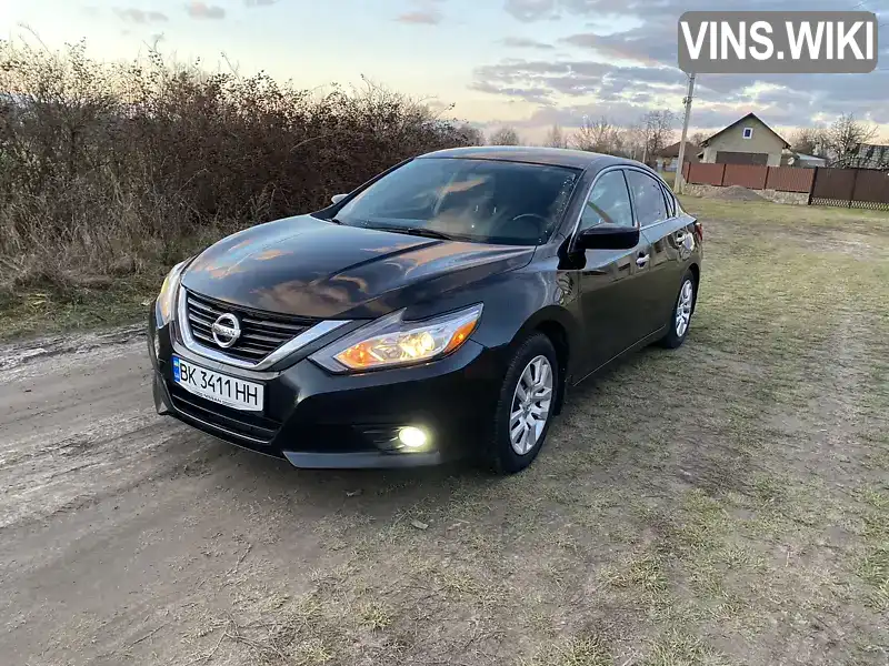 Седан Nissan Altima 2016 2.49 л. Автомат обл. Ровенская, Сарны - Фото 1/15