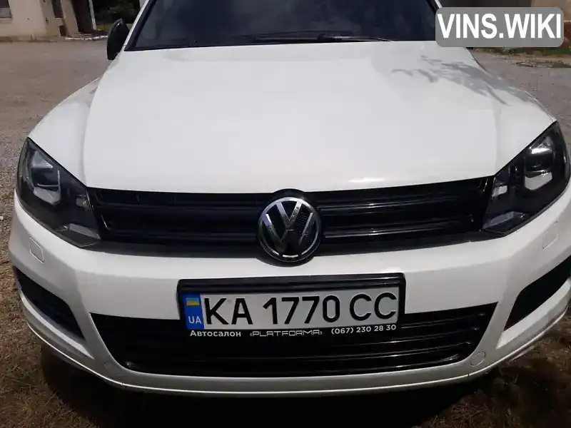 Позашляховик / Кросовер Volkswagen Touareg 2013 3 л. Автомат обл. Чернівецька, Чернівці - Фото 1/21