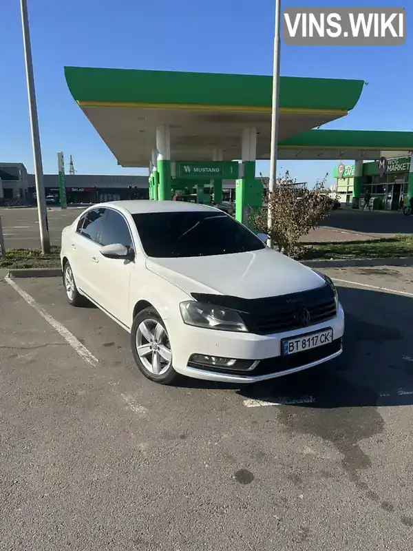 Седан Volkswagen Passat 2011 2 л. Автомат обл. Миколаївська, Вознесенськ - Фото 1/21