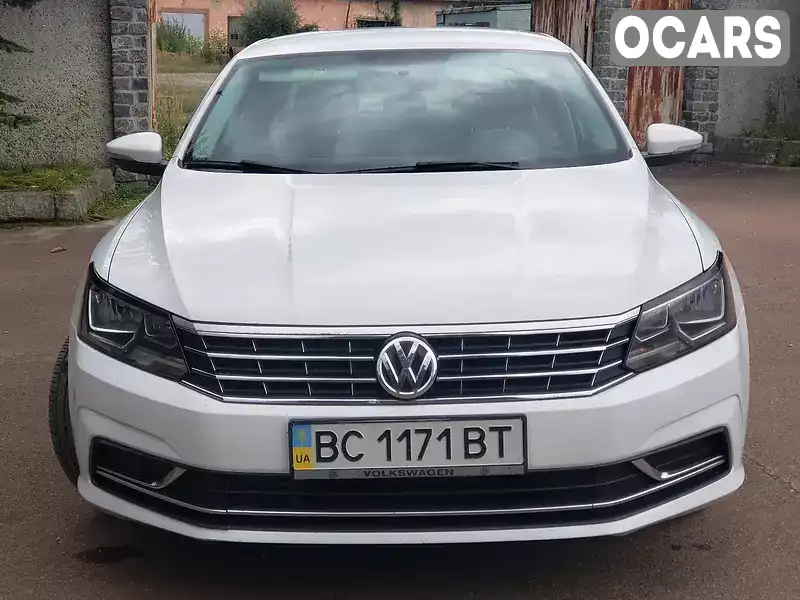 Седан Volkswagen Passat 2015 1.8 л. Автомат обл. Львівська, Трускавець - Фото 1/20