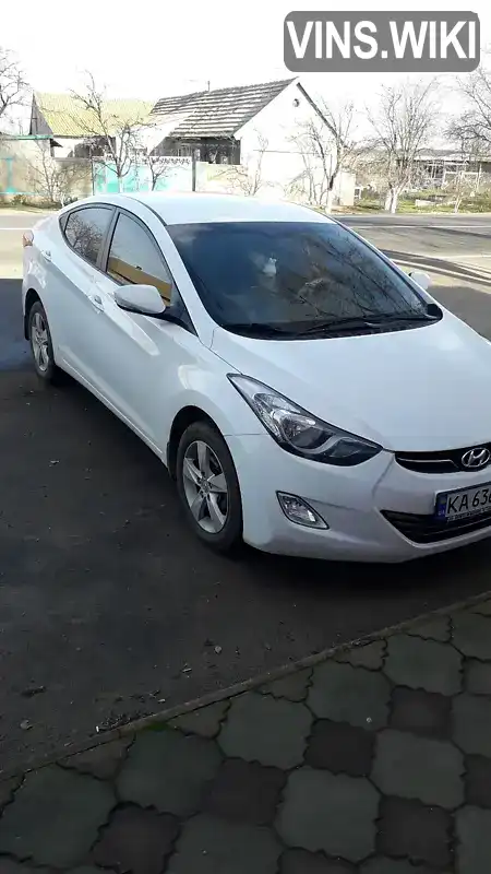 Седан Hyundai Elantra 2013 1.8 л. Автомат обл. Одеська, Татарбунари - Фото 1/8