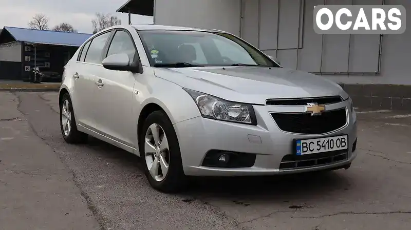 KL1JF68L9CK705672 Chevrolet Cruze 2012 Хетчбек 1.7 л. Фото 2