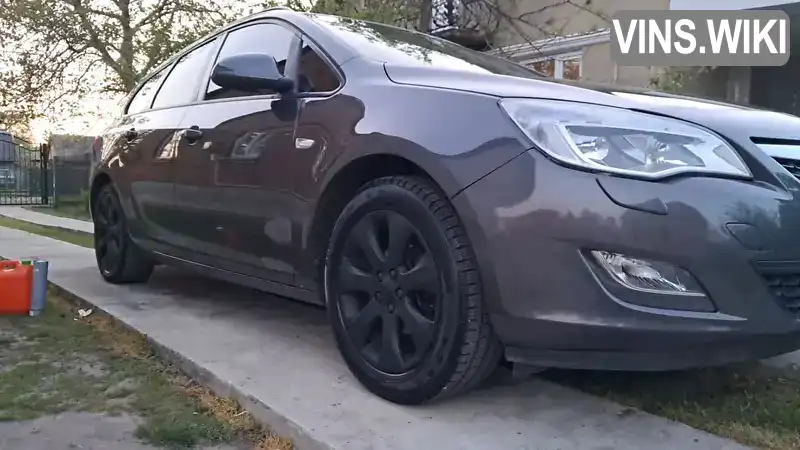 Универсал Opel Astra 2010 1.6 л. Ручная / Механика обл. Львовская, Червоноград - Фото 1/19