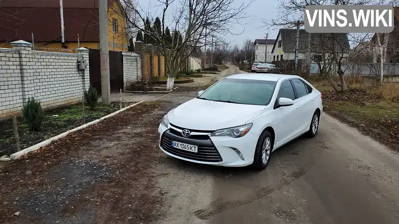 Седан Toyota Camry 2015 2.5 л. Автомат обл. Черкаська, Умань - Фото 1/21