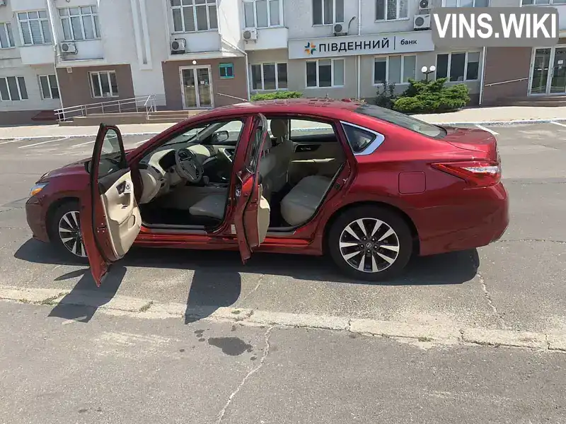 Седан Nissan Altima 2017 2.5 л. Автомат обл. Одесская, Одесса - Фото 1/18