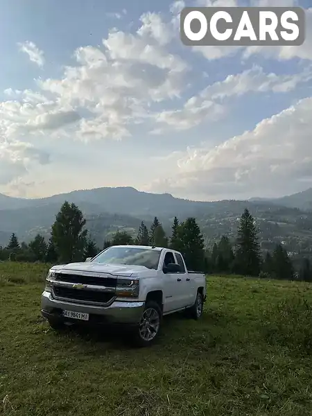 Пикап Chevrolet Silverado 2017 5.3 л. Автомат обл. Киевская, Яготин - Фото 1/7