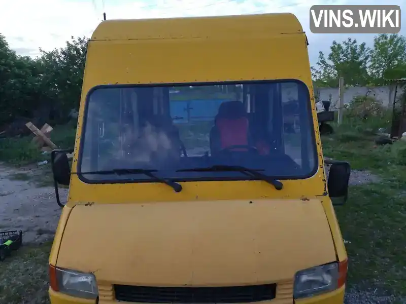 Мінівен Volkswagen Transporter 1996 2.4 л. Ручна / Механіка обл. Київська, Київ - Фото 1/21