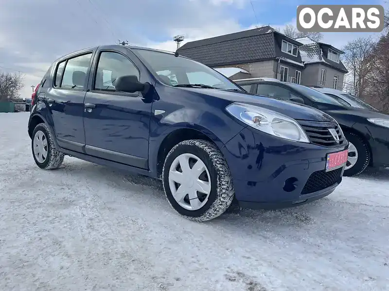 Хетчбек Dacia Sandero 2010 1.4 л. Ручна / Механіка обл. Чернігівська, Бахмач - Фото 1/21