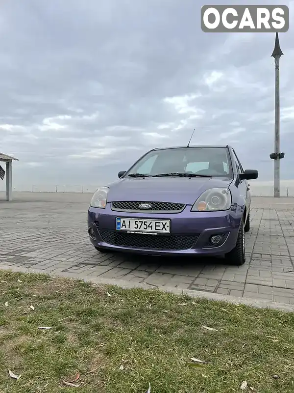 Хэтчбек Ford Fiesta 2006 1.3 л. Ручная / Механика обл. Киевская, Вышгород - Фото 1/5