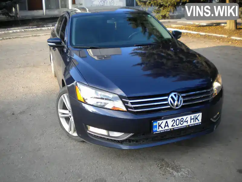 Седан Volkswagen Passat 2015 2 л. Автомат обл. Дніпропетровська, Павлоград - Фото 1/21