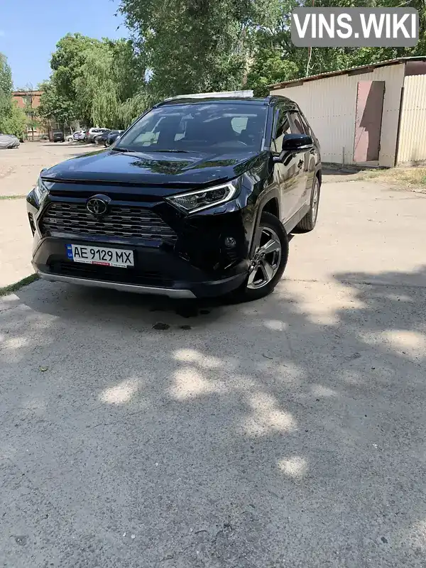 Позашляховик / Кросовер Toyota RAV4 2019 2 л. Варіатор обл. Дніпропетровська, Покров (Орджонікідзе) - Фото 1/21