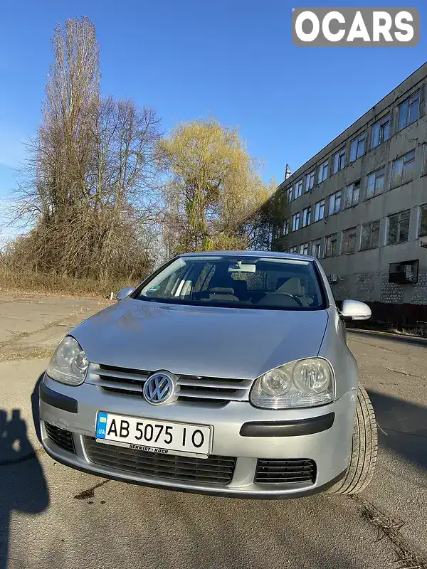 Хетчбек Volkswagen Golf 2004 1.6 л. Автомат обл. Вінницька, Ладижин - Фото 1/21