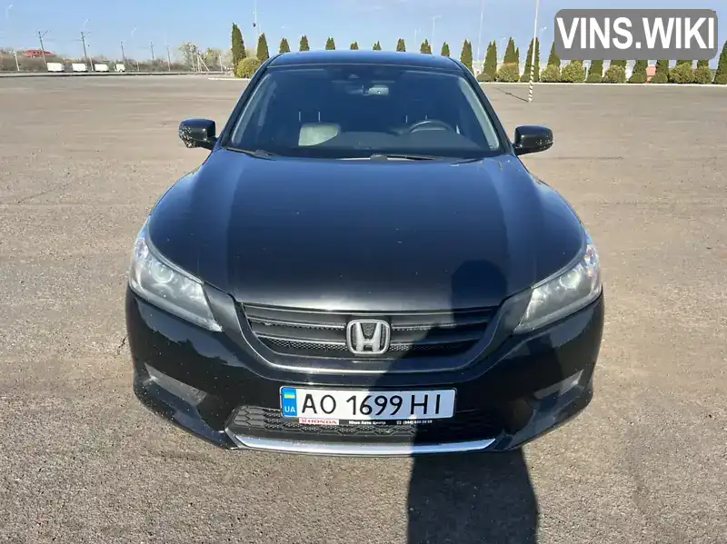 Седан Honda Accord 2014 2.5 л. Автомат обл. Закарпатская, Ужгород - Фото 1/15