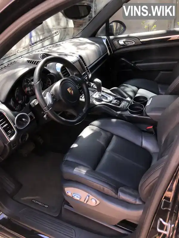 WP1AA2A28DLA11070 Porsche Cayenne 2013 Внедорожник / Кроссовер 3.6 л. Фото 3