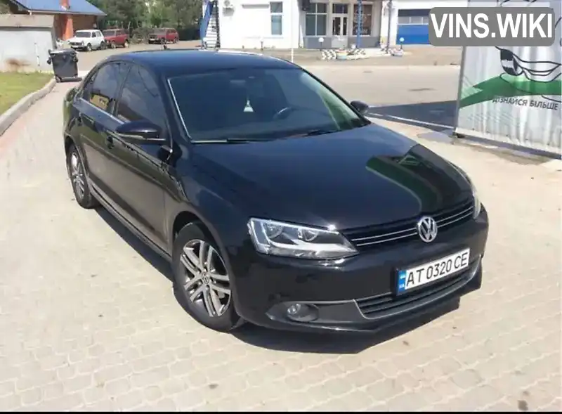 Седан Volkswagen Jetta 2012 1.6 л. Ручна / Механіка обл. Івано-Франківська, Івано-Франківськ - Фото 1/21