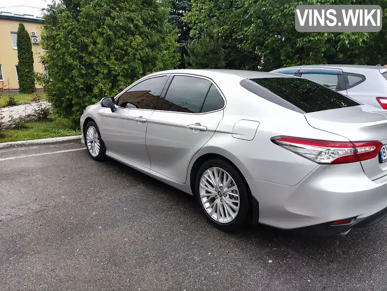 Седан Toyota Camry 2019 2.5 л. Автомат обл. Хмельницька, Хмельницький - Фото 1/21