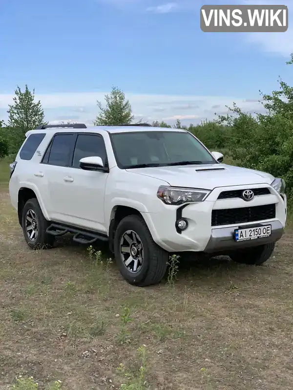 Внедорожник / Кроссовер Toyota 4Runner 2019 4 л. Автомат обл. Киевская, Бровары - Фото 1/18