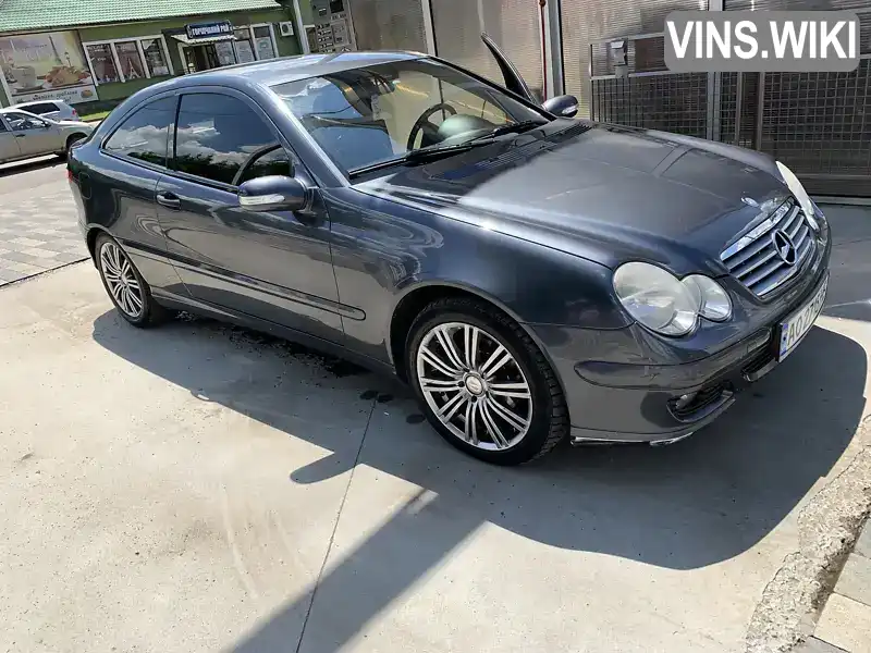 Хетчбек Mercedes-Benz C-Class 2004 2.1 л. Ручна / Механіка обл. Закарпатська, Свалява - Фото 1/13