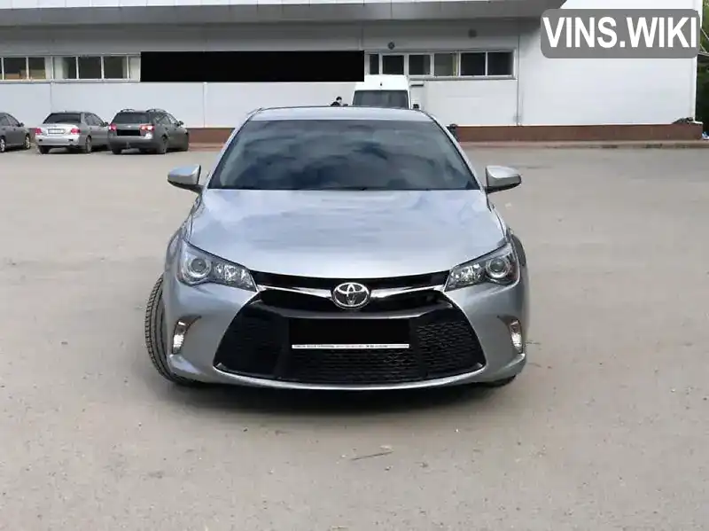 Седан Toyota Camry 2017 2.5 л. Автомат обл. Львівська, Львів - Фото 1/21