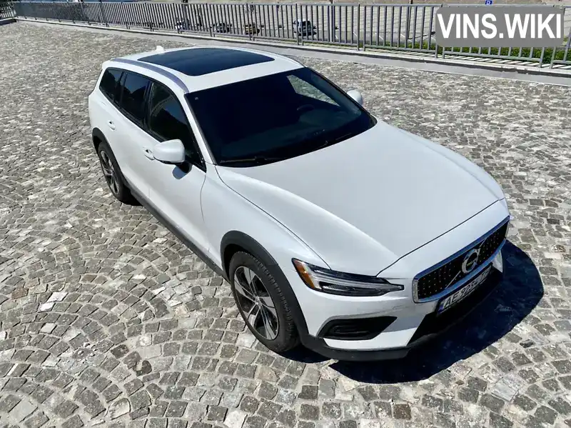 Універсал Volvo V60 2020 2 л. Автомат обл. Дніпропетровська, Дніпро (Дніпропетровськ) - Фото 1/21