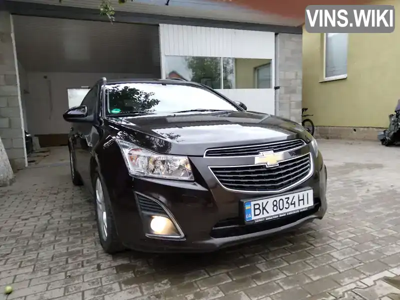 Універсал Chevrolet Cruze 2012 2 л. Ручна / Механіка обл. Рівненська, Рівне - Фото 1/21