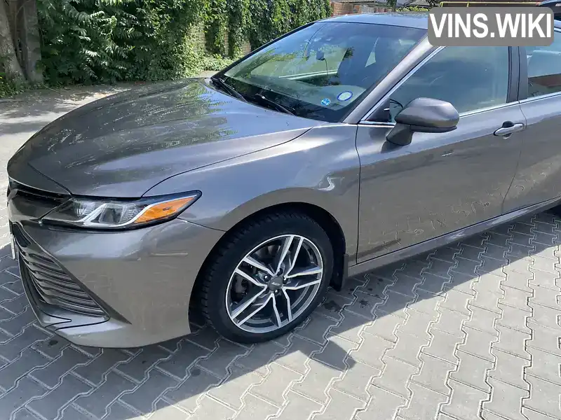 Седан Toyota Camry 2017 2.5 л. Автомат обл. Одесская, Одесса - Фото 1/21