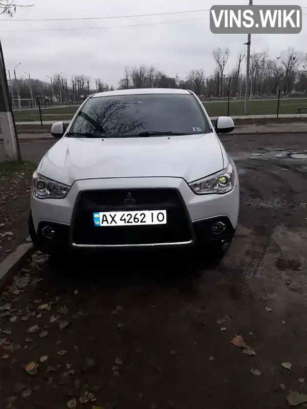 Внедорожник / Кроссовер Mitsubishi Outlander 2015 2 л. Вариатор обл. Харьковская, Харьков - Фото 1/7