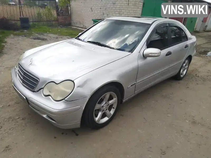 Седан Mercedes-Benz C-Class 2002 2 л. Ручная / Механика обл. Днепропетровская, Новомосковск - Фото 1/14