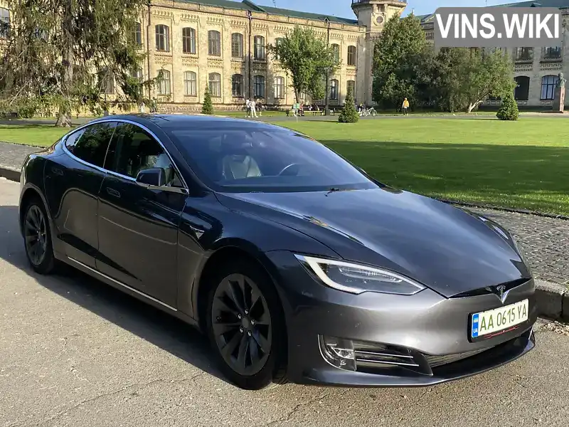 Ліфтбек Tesla Model S 2016 null_content л. обл. Київська, Київ - Фото 1/8