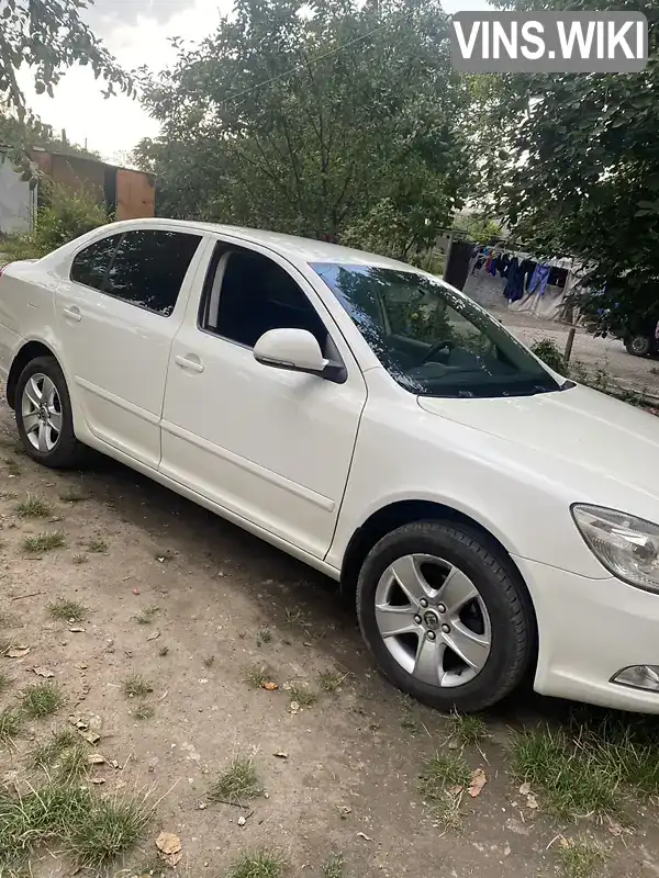 Y6UCA41Z3CB152202 Skoda Octavia 2011 Лифтбек 1.6 л. Фото 2