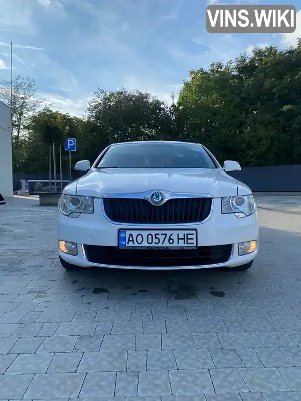 Ліфтбек Skoda Superb 2012 2 л. Автомат обл. Закарпатська, Ужгород - Фото 1/21